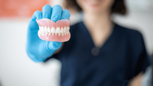 Rêver de dentier: quelle signification?